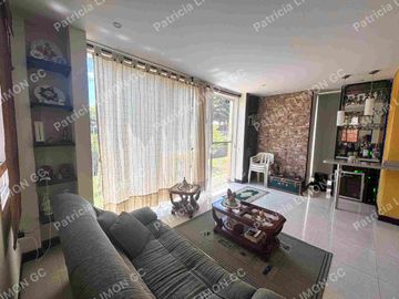 se vende casa de un piso
