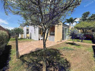 se vende casa de un piso
