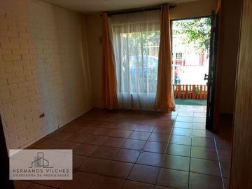 Vendemos acogedora casa en Villa Andes del Sur II, Puente Alto.-