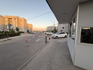 VENDO REBAJADO Departamento 3 dormitorios y estacionamiento, Maipu.