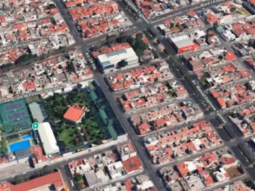 HERMOSA CASA DEN VENTA