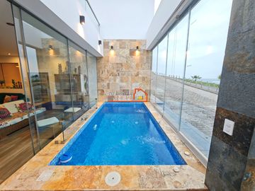 🚨¡SE VENDE MODERNO DEPARTAMENTO DUPLEX EN 1ERA FILA DE 191M2 EN PLAYA CABALLEROS!