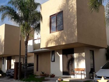 Casa en Puerta Real II. Corregidora, Querétaro