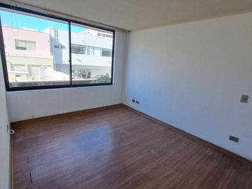 Lindo departamento 2D,2B , sector Poniente excelente ubicación, cerca de la Av. Libertad