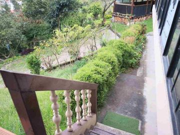 CASA Y AMPLIO TERRENO EN CARMEN DE GUZHO