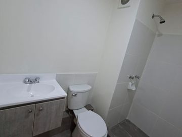 Departamento En Venta En Condominio Con Piscina De 3Habitaciones – Comas