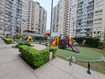 Departamento En Venta En Condominio Con Piscina De 3Habitaciones – Comas