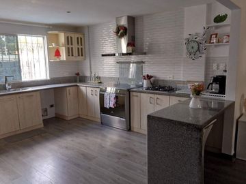 Casa Comercial en venta - San Antonio