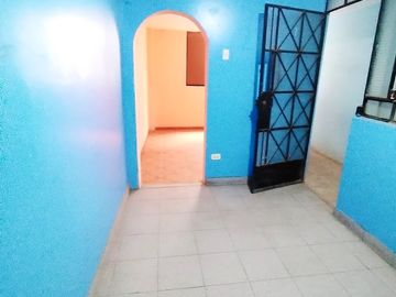 CASA DE 3 PISOS  IDEAL PARA ALQUILAR