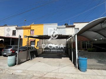 SE VENDE CASA EN VILLAS REALES