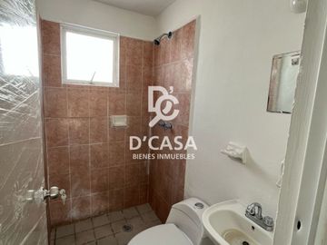 SE VENDE CASA EN VILLAS REALES