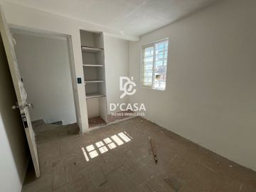 SE VENDE CASA EN VILLAS REALES