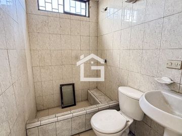 Edificio en Venta en Machala, El Oro