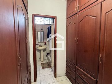 Edificio en Venta en Machala, El Oro