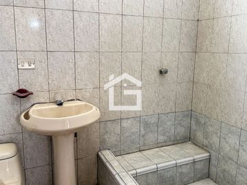 Edificio en Venta en Machala, El Oro