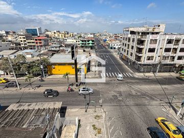 Edificio en Venta en Machala, El Oro