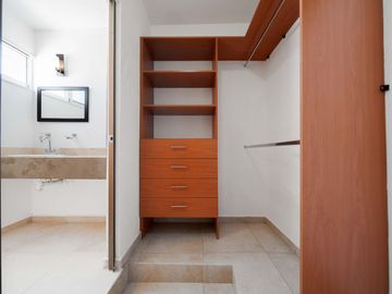 Exclusiva casa en Las Ceibas en coto privado