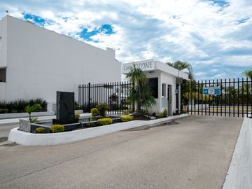 Exclusiva casa en Las Ceibas en coto privado