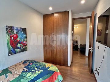 ¡Vive en un exclusivo condominio en Las Perdices, La Reina! 🏡 Departamento de 3 dormitorios, terrazas, piscina, gimnasio y excelente conectividad 🚇