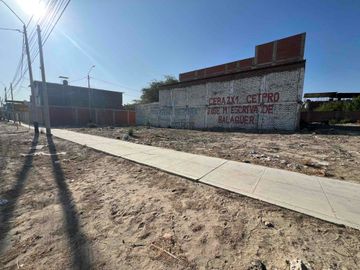 Se vende Terreno en esquina Bello Horizonte Av Los diamantes 240 m2