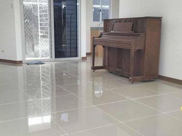 Semi-furnished house and lot for sale in Pacific Villa 1, Lapu-lapu City