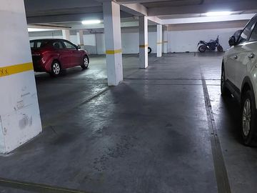 Vendo acogedor y luminoso departamento en Valparaíso, 2 dormitorios 2 baños, 1 esracionamiento UF 2450