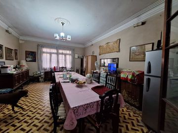 Venta de Casa Antigua cómo Terreno en Barranco