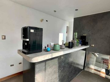 EXCLUSIVA CASA EN VENTA EN LA MOLINA