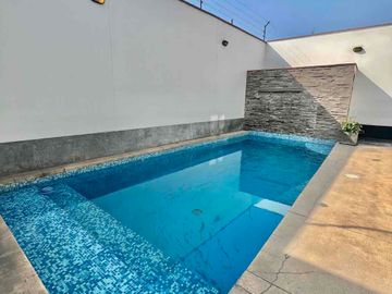 EXCLUSIVA CASA EN VENTA EN LA MOLINA