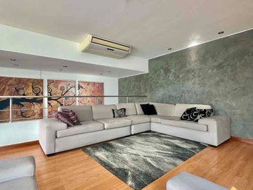 EXCLUSIVA CASA EN VENTA EN LA MOLINA