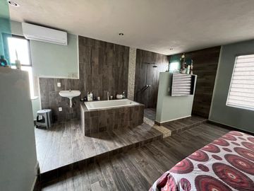 ¡Casa en Venta en León 2, León,  Gto! Moderna, amplia y en esquina 🧱