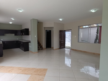 PROPIEDAD EN VENTA SECTOR PRIVADO