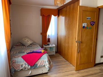 I. HOLZAPFEL #937. Amplia casa 4D4B