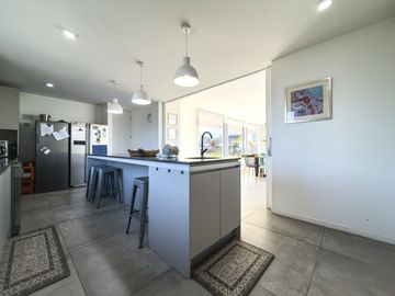 casa de 4 dormitorios 3 en suite en las Brisas de Chicureo