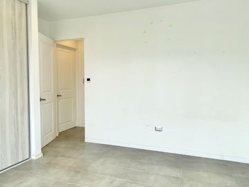 Casa en venta 4 d y 3 b piscina vista panóramica en Chicureo