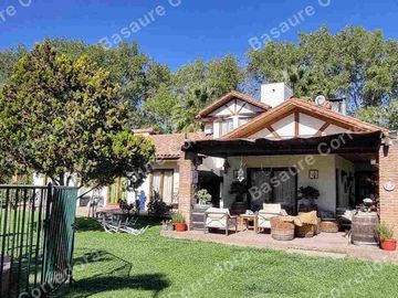 Venta de casa 3D 3B más departamento 1D 1B