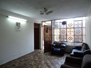Excelente oportunidad de casa en Urb. Elio. Lima