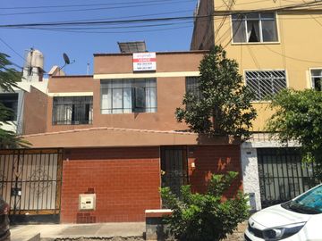 Excelente oportunidad de casa en Urb. Elio. Lima