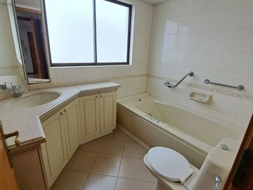 ESPECTACULAR  DEPARTAMENTO 2D,2B ,  A PASOS  AV. LIBERTAD, SECTOR PONIENTE.