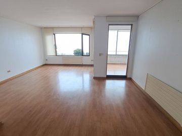 ESPECTACULAR  DEPARTAMENTO 2D,2B ,  A PASOS  AV. LIBERTAD, SECTOR PONIENTE.