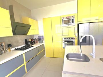 DEPARTAMENTO EN NARVARTE 112 MTS TOTALES, 3 REC, 2 EST, 2 1/2 BAÑOS, BODEGA CON AMENIDADES!!