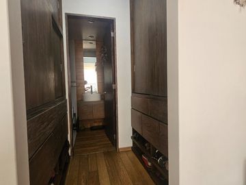 DEPARTAMENTO EN NARVARTE 112 MTS TOTALES, 3 REC, 2 EST, 2 1/2 BAÑOS, BODEGA CON AMENIDADES!!