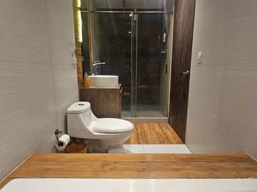 DEPARTAMENTO EN NARVARTE 112 MTS TOTALES, 3 REC, 2 EST, 2 1/2 BAÑOS, BODEGA CON AMENIDADES!!