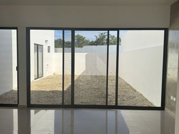 Casa de 3 Recámaras en Pedregales de Misnébalam