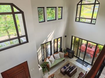 Tagaytay Heights - Phase 1 double corner lot (rare), fronting a pocket park for sale