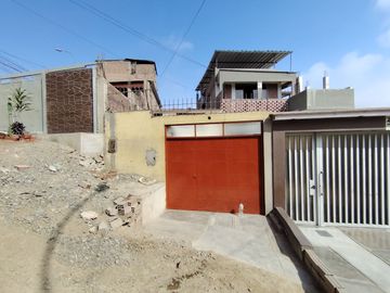 Casa En Venta 2Pisos Urb. Jadin1 Villa Maria Del Triunfo