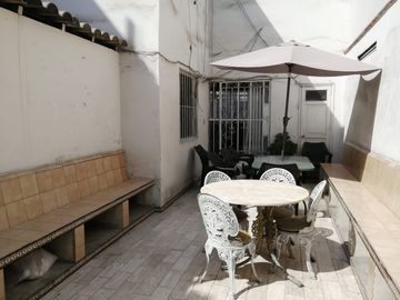 VENTA DE AMPLIA CASA 237M2 - 3 PISOS + MINIDEPARTAMENTO -  URB. SAN ANTONIO MIRAFLORES