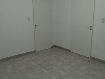 Casa completamente revovada - Consultar Precio