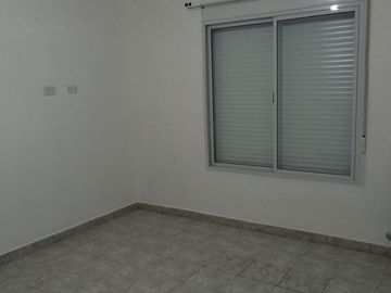 Casa completamente revovada - Consultar Precio
