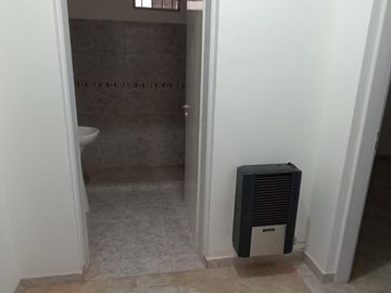 Casa completamente revovada - Consultar Precio